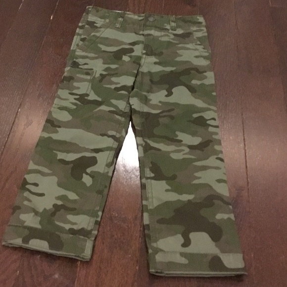 BabyGap 4T pants. Make your own bundle. Never used - Picture 3 of 4